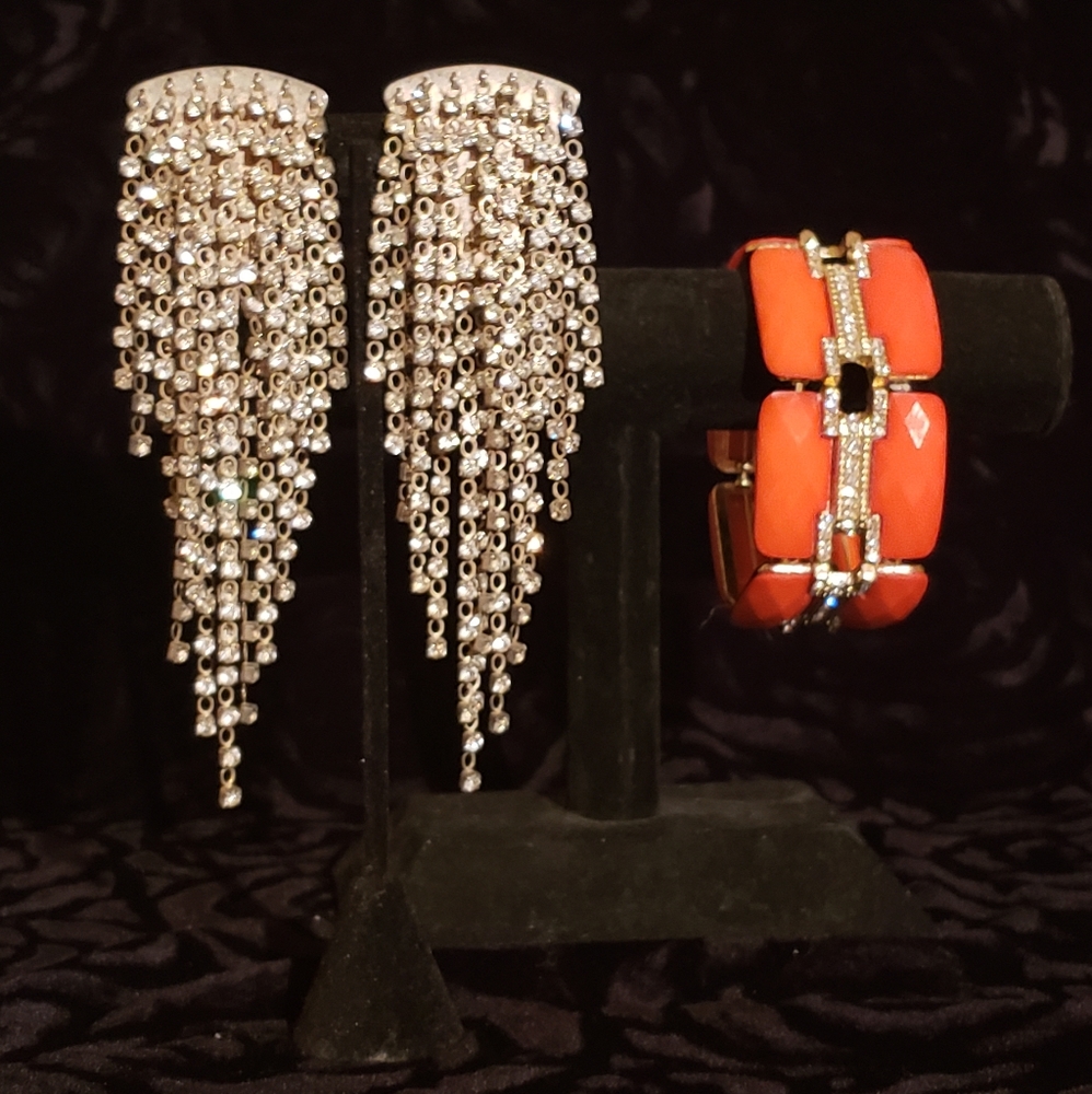 Vintage clip on rindston earings
